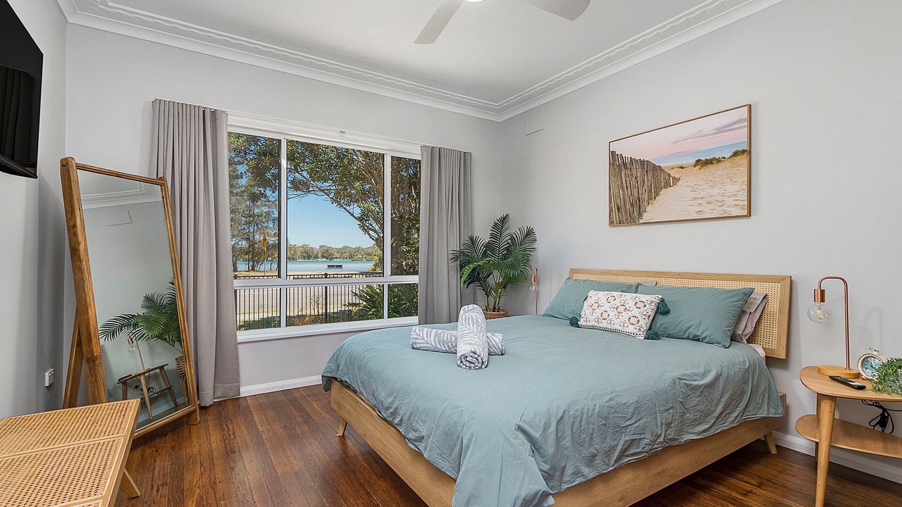 Photo of Bedroom in North Haven