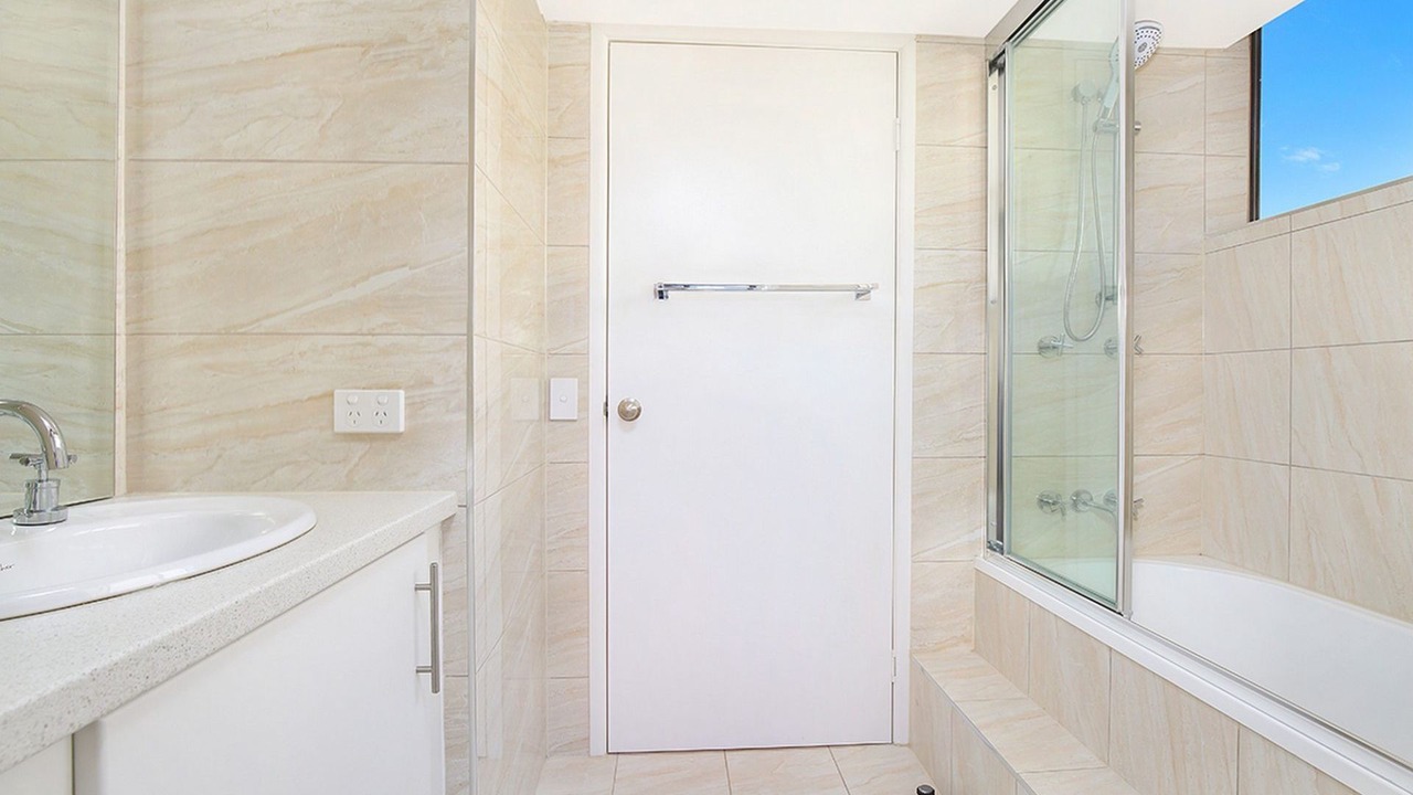 Photo of Bathroom in Golden Beach