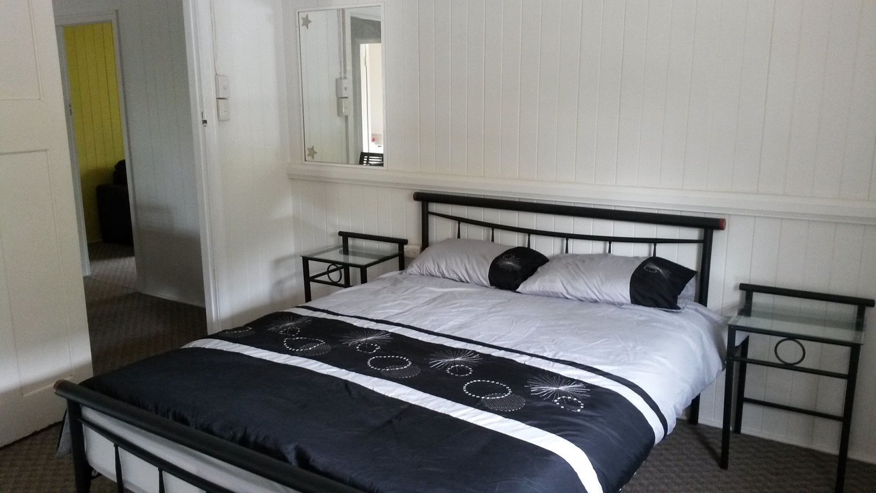 Photo of Bedroom in Somerset Dam