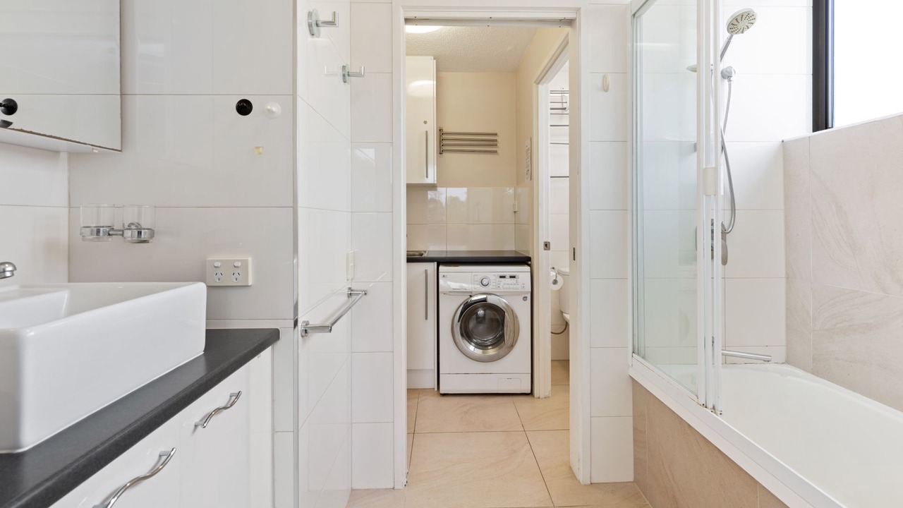 Photo of Bathroom in Golden Beach