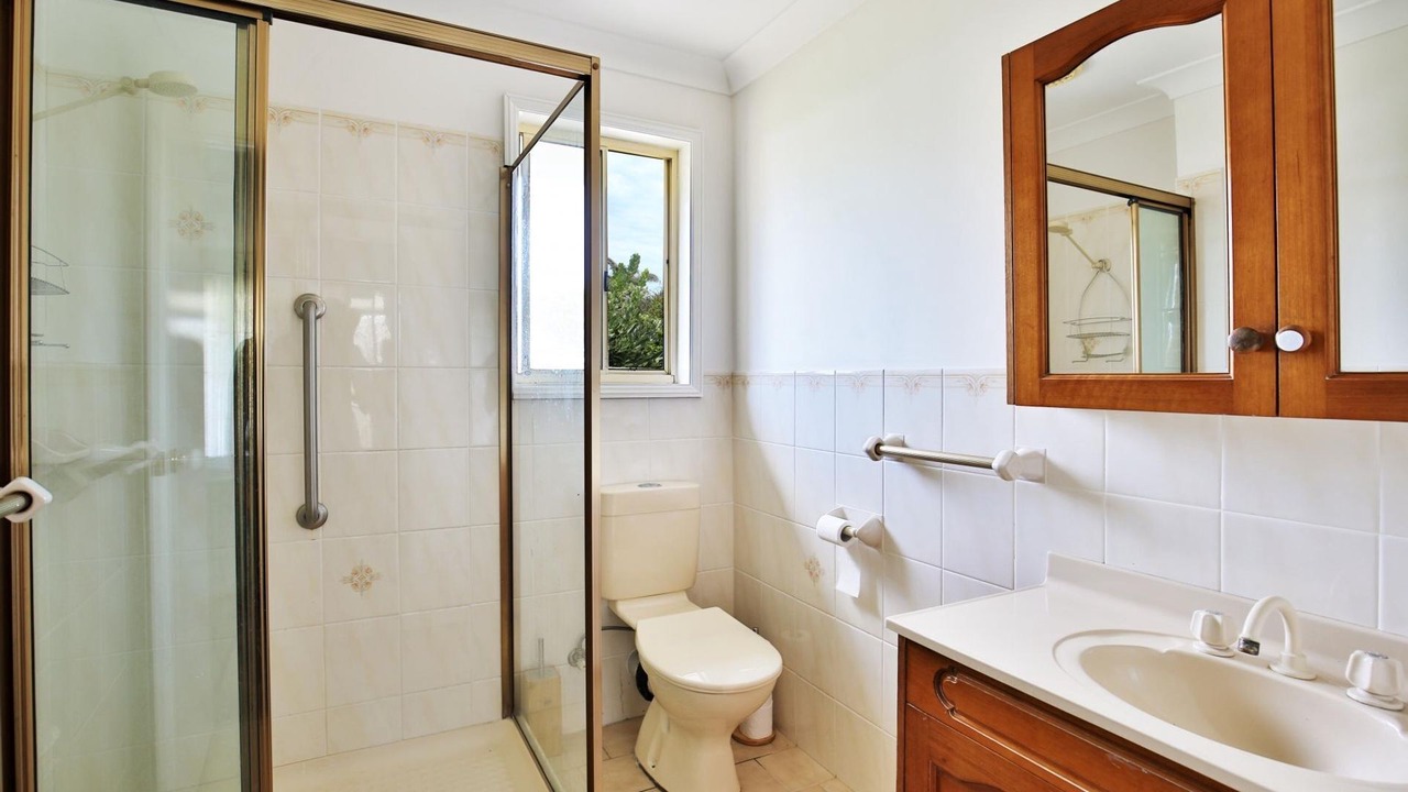 Photo of Bathroom in Currarong