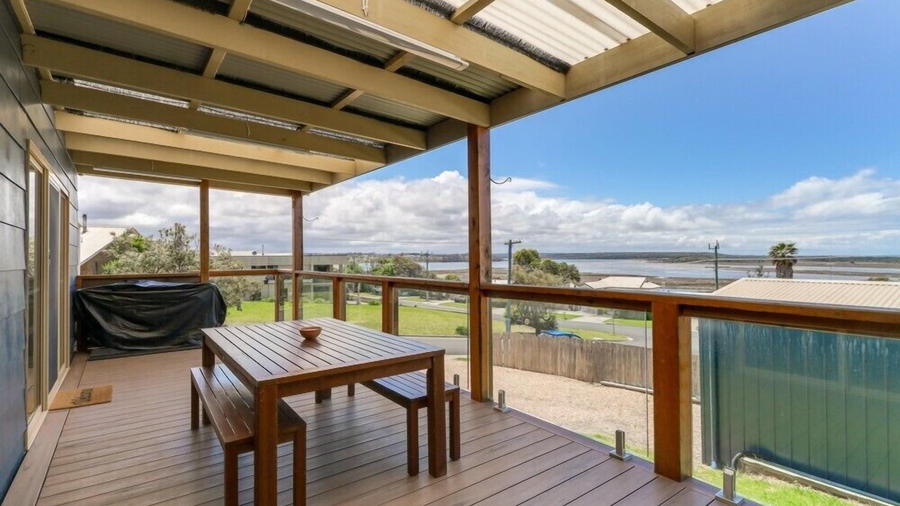 Photo of Outdoor in Lake Tyers Beach