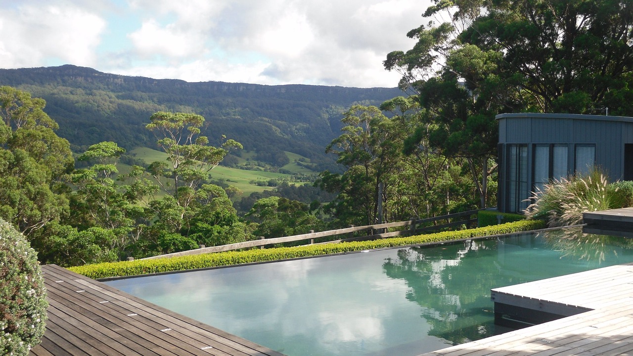 Photo of Outdoor in Foxground