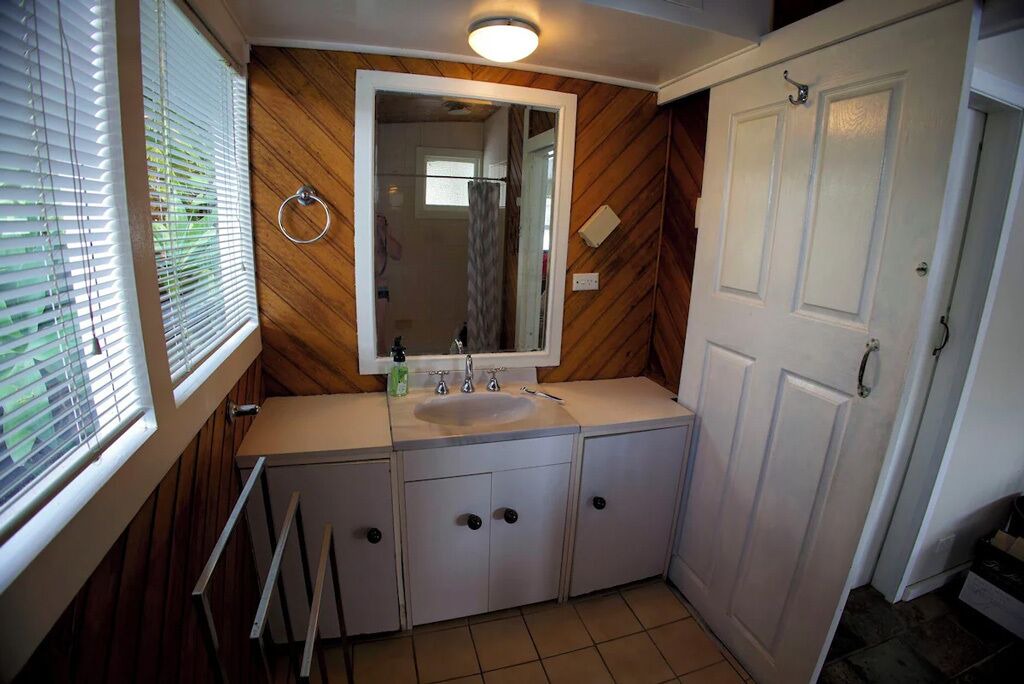 Photo of Bathroom in Berowra Waters