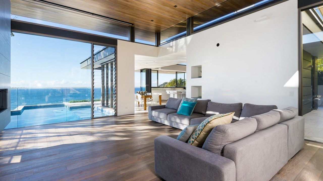Photo of Livingroom in Whale Beach