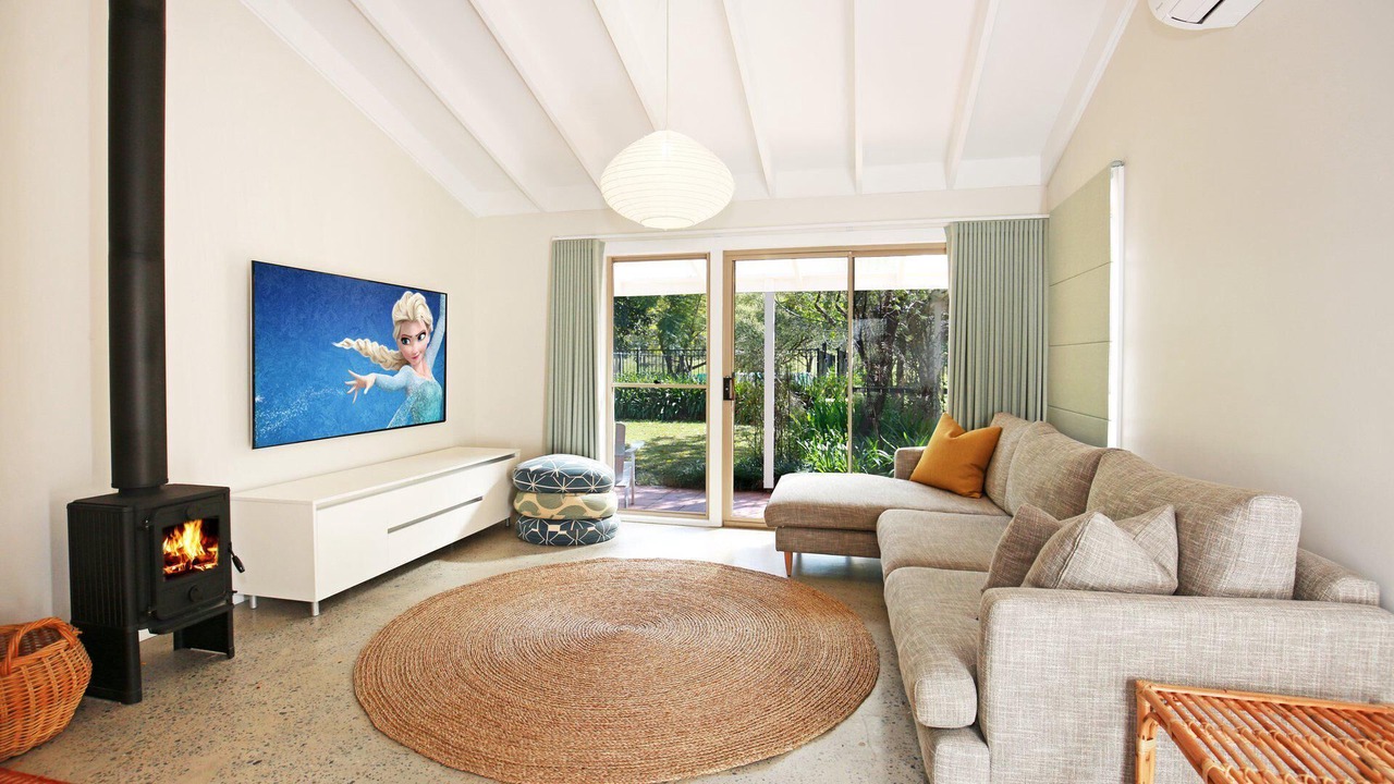 Photo of Livingroom in Broughton Vale
