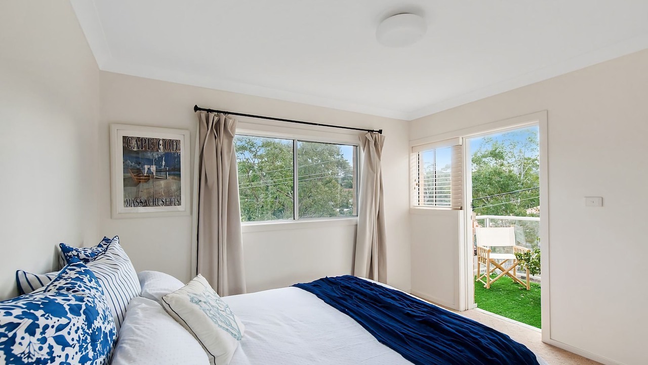 Photo of Bedroom in Mollymook Beach