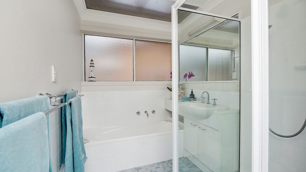 Photo of Bathroom in Mollymook Beach