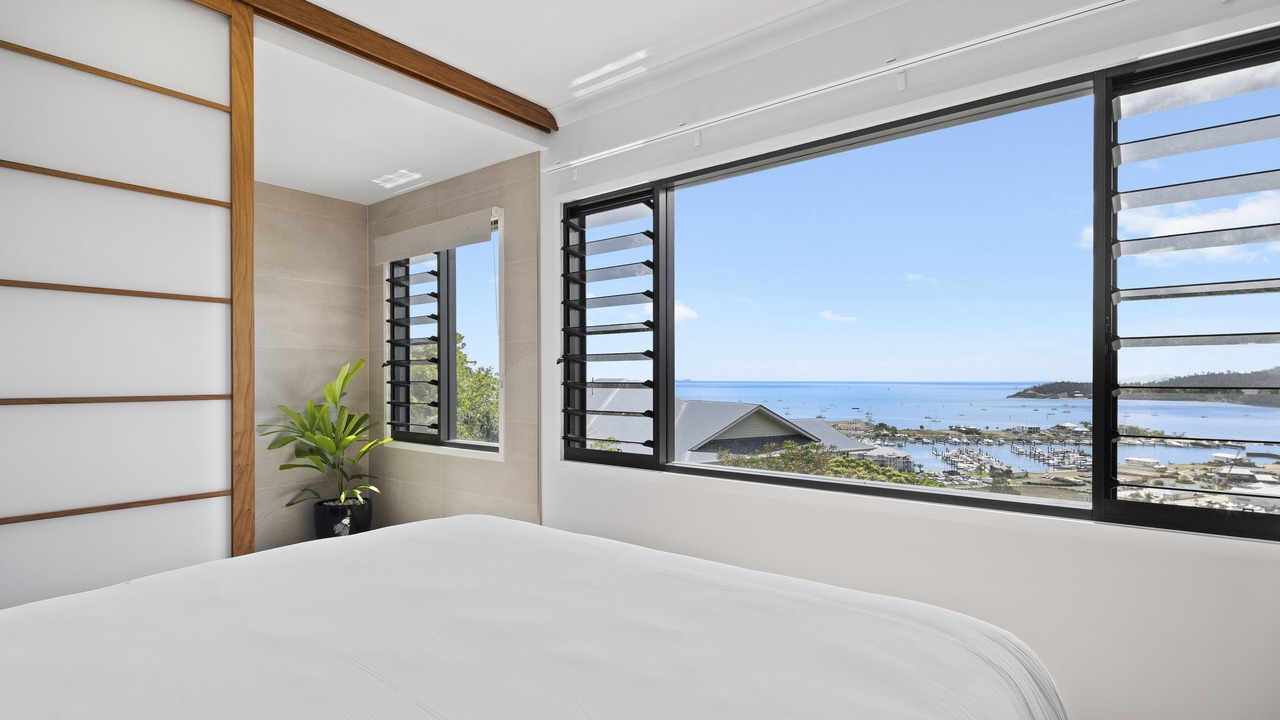 Photo of Bedroom in Airlie Beach