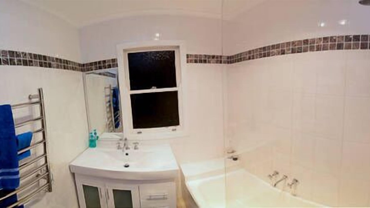 Photo of Bathroom in Erowal Bay