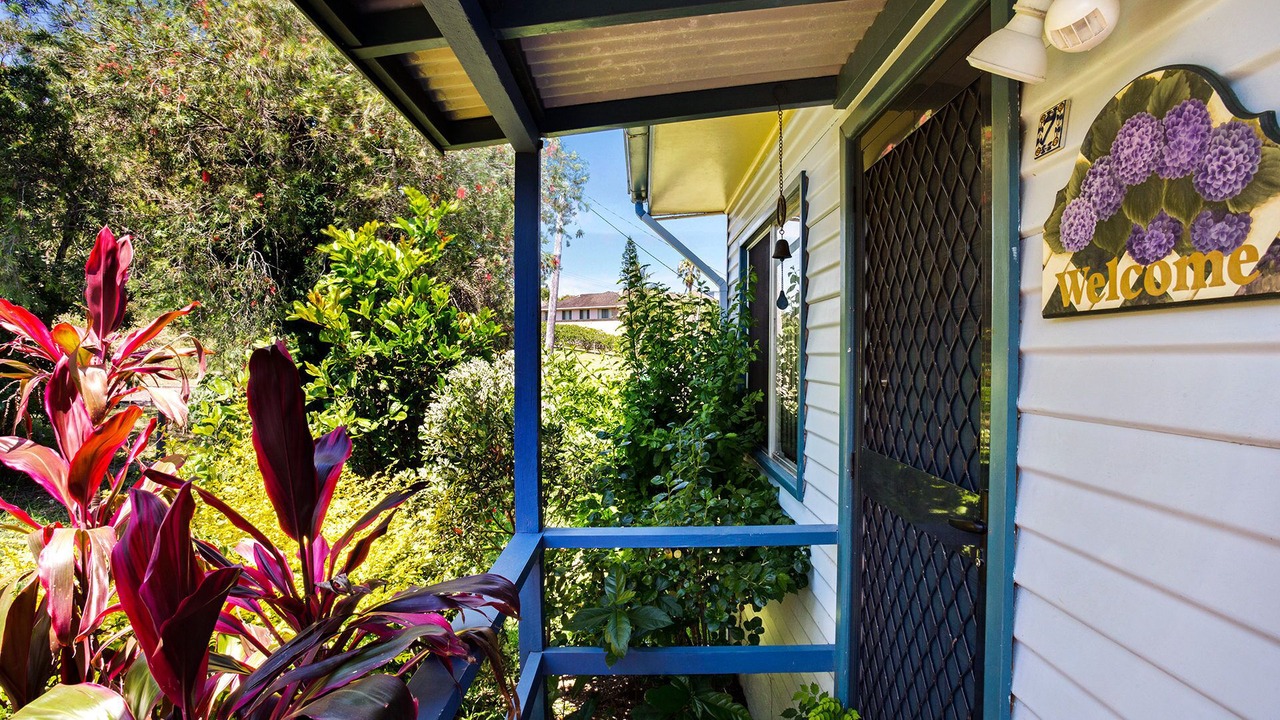 Photo of Outdoor in Black Head