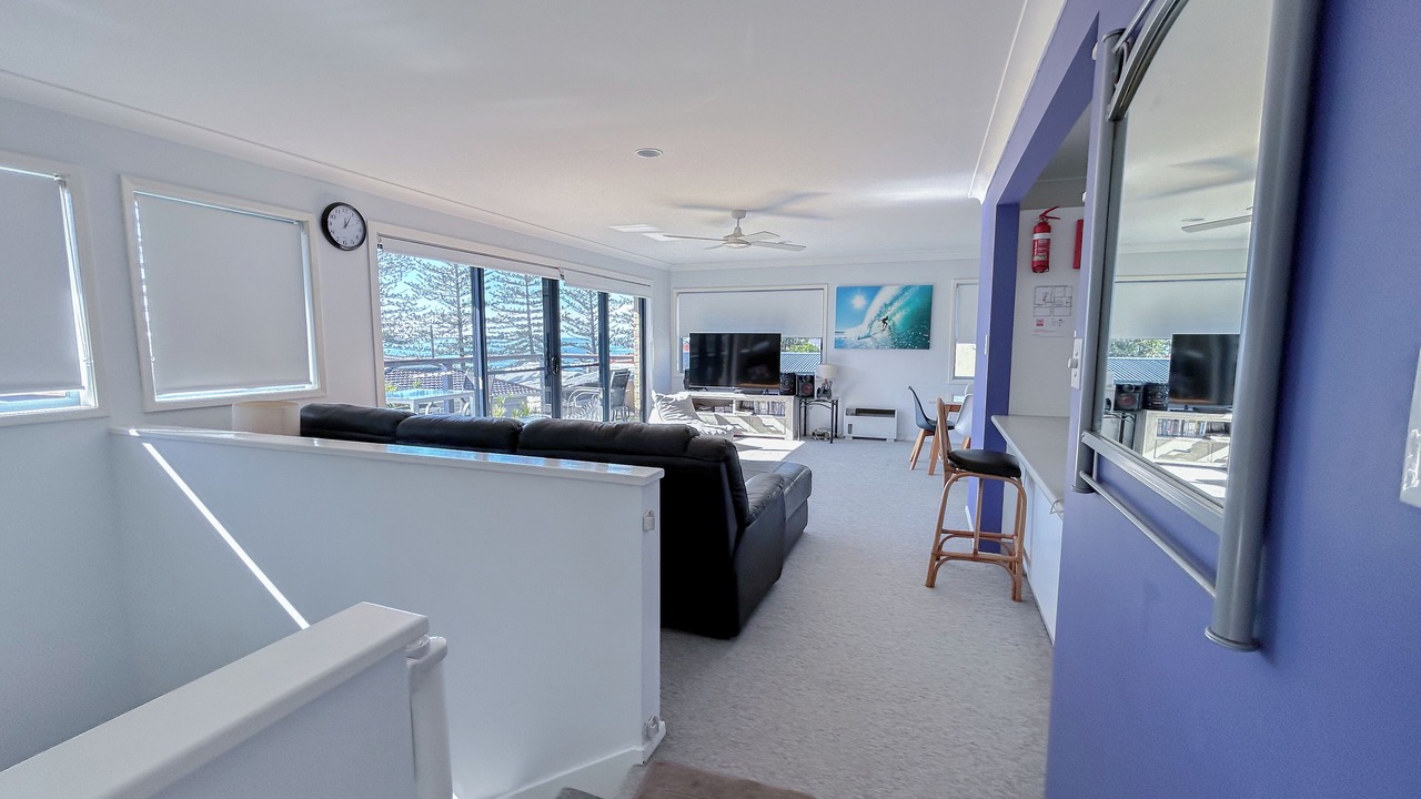 Photo of Livingroom in Black Head