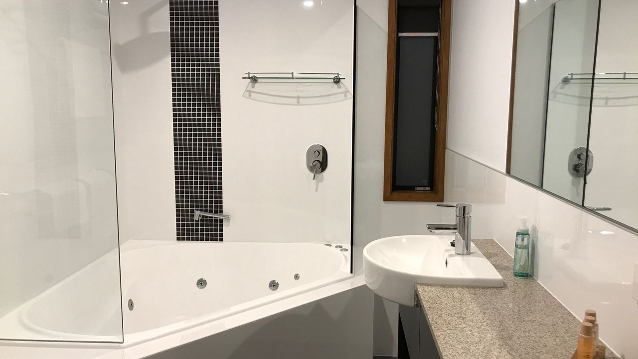 Photo of Bathroom in Lake Crackenback