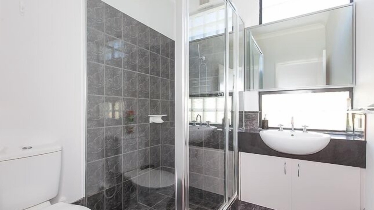 Photo of Bathroom in Doubleview