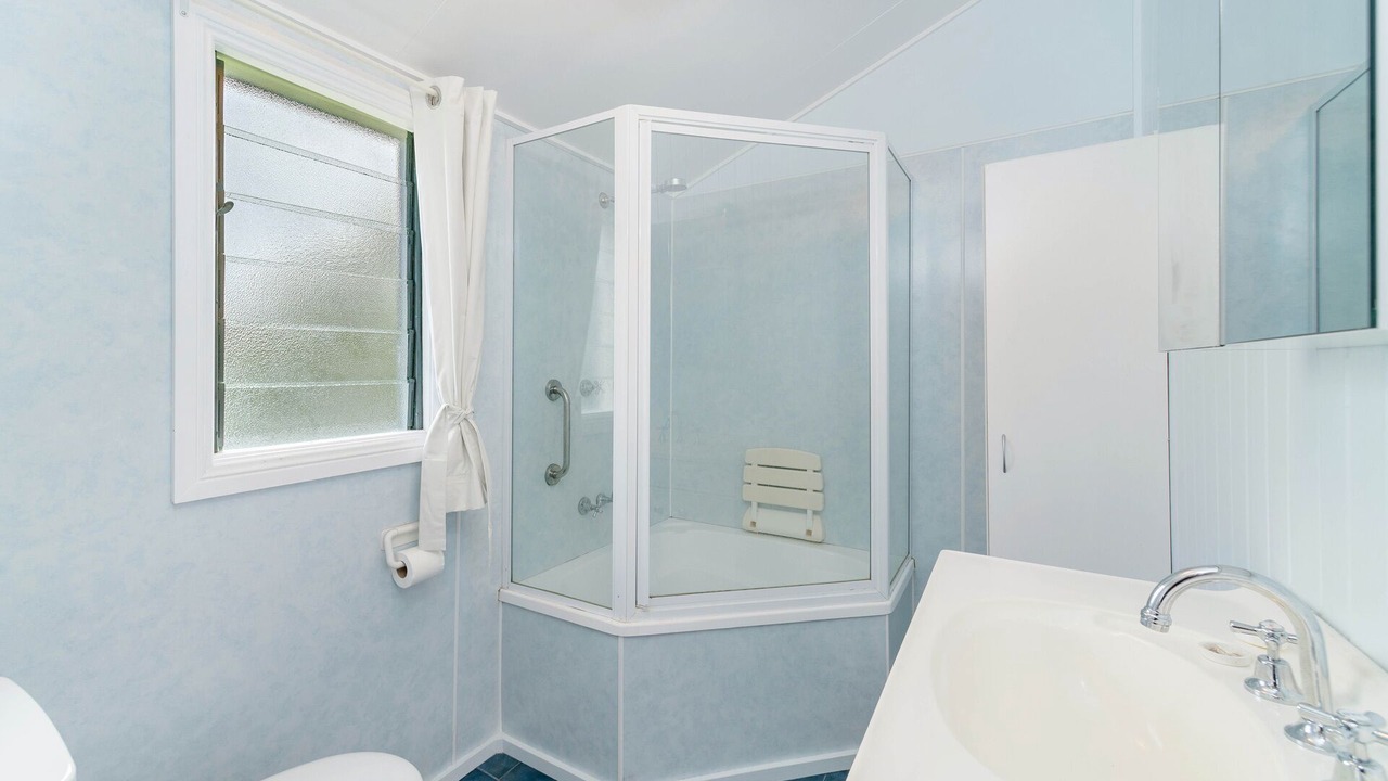 Photo of Bathroom in Chatsworth