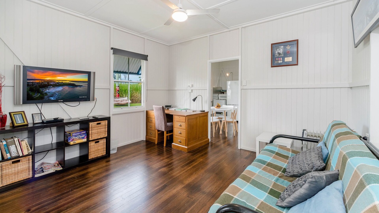 Photo of Livingroom in Chatsworth
