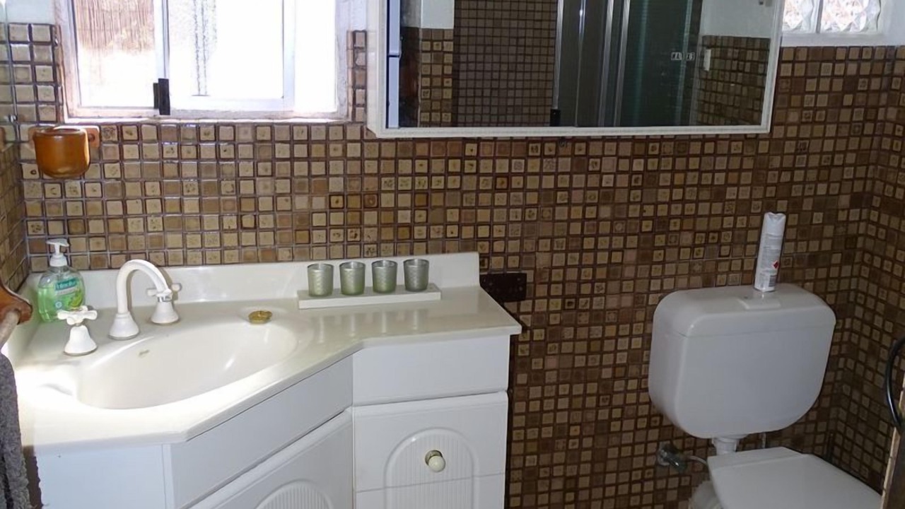 Photo of Bathroom in Lake Wangary