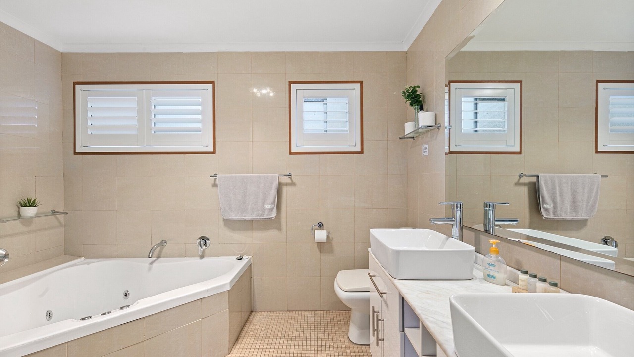 Photo of Bathroom in Mount View