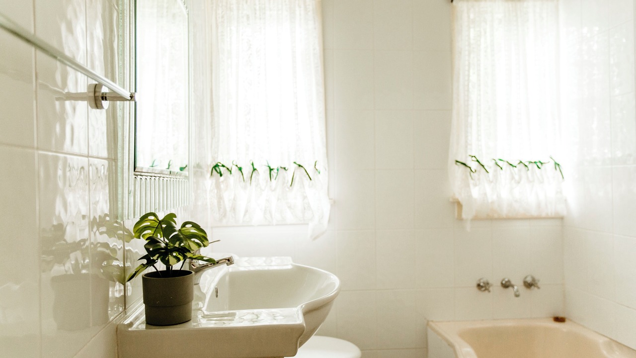 Photo of Bathroom in Wilberforce