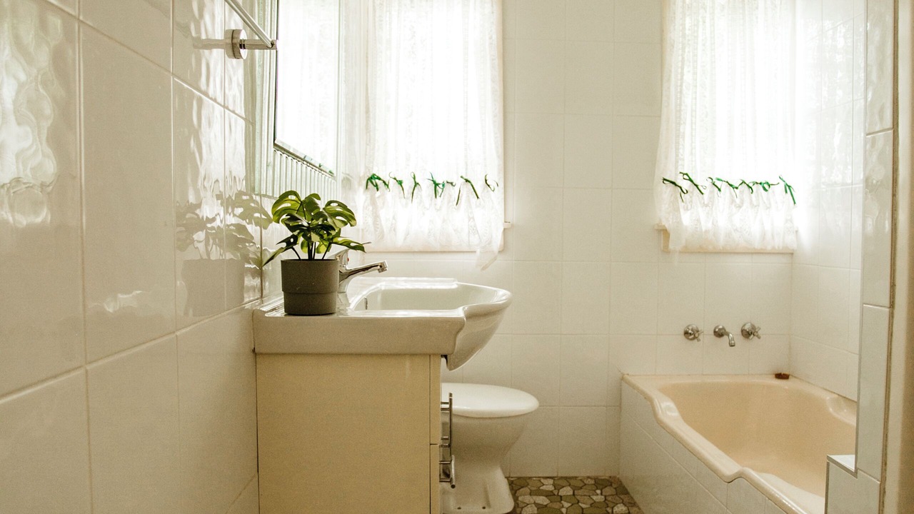 Photo of Bathroom in Wilberforce