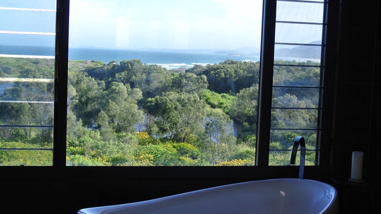 Photo of Bathroom in Emerald Beach