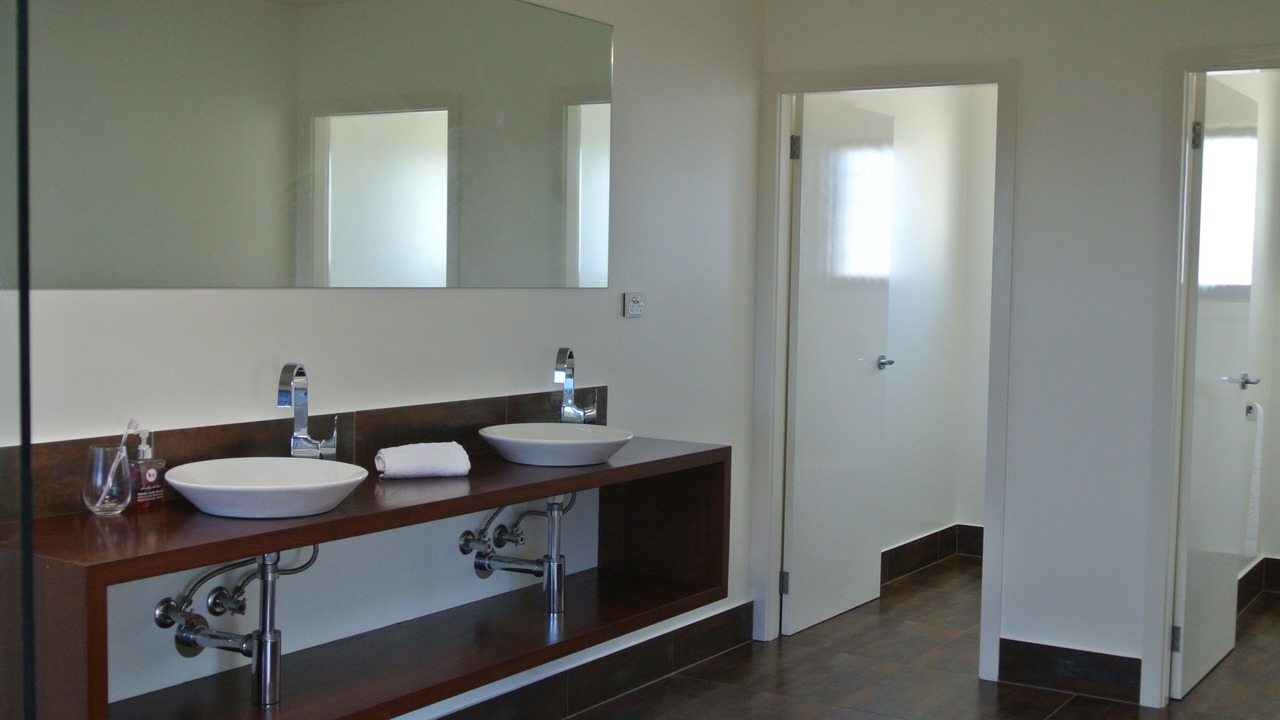 Photo of Bathroom in Emerald Beach
