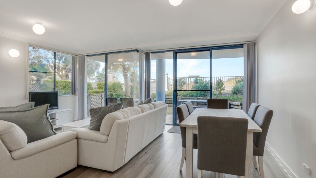 Photo of Livingroom in Hawks Nest