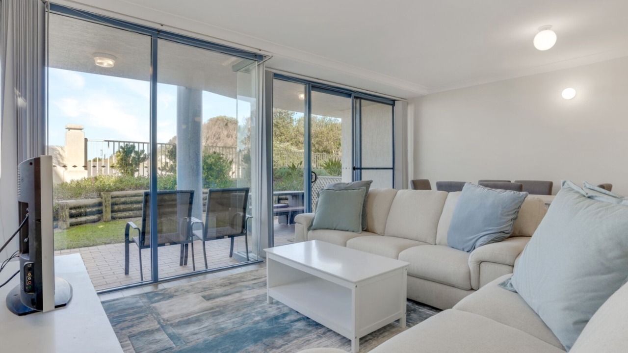 Photo of Livingroom in Hawks Nest
