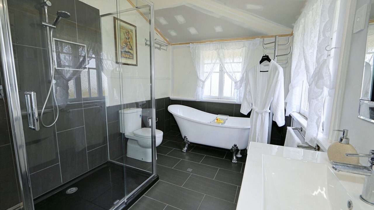 Photo of Bathroom in Bundaberg Central