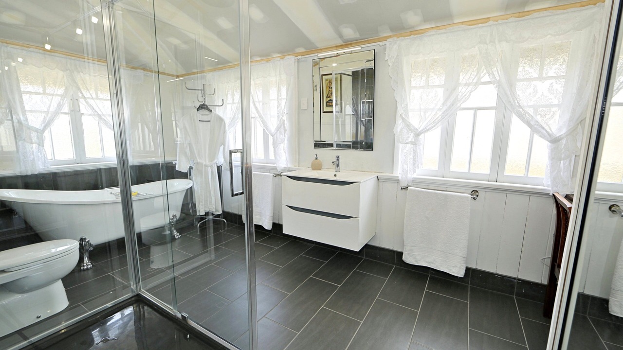 Photo of Bathroom in Bundaberg Central