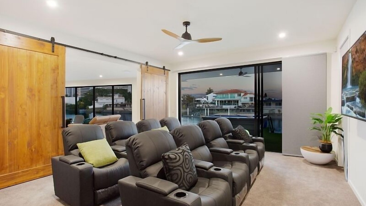Photo of Others in Broadbeach Waters