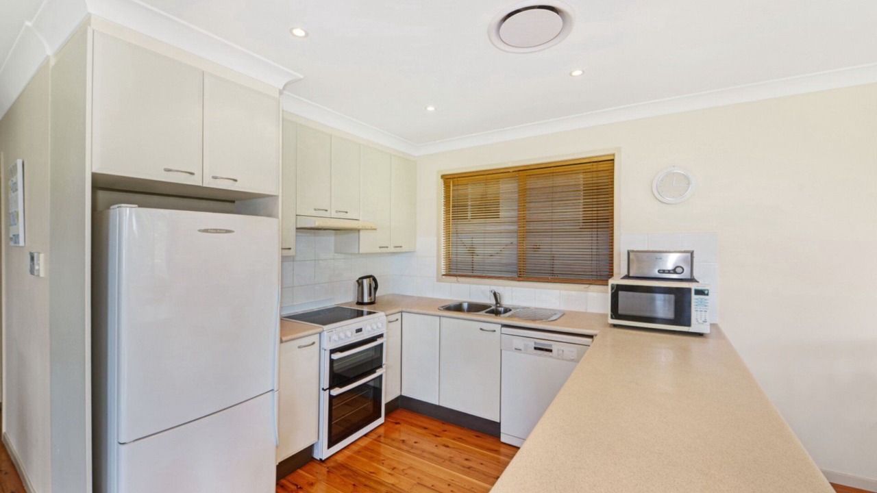 Photo of Kitchen in Macmasters Beach