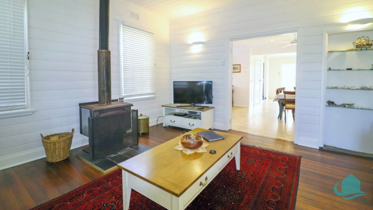 Photo of Livingroom in Catherine Hill Bay
