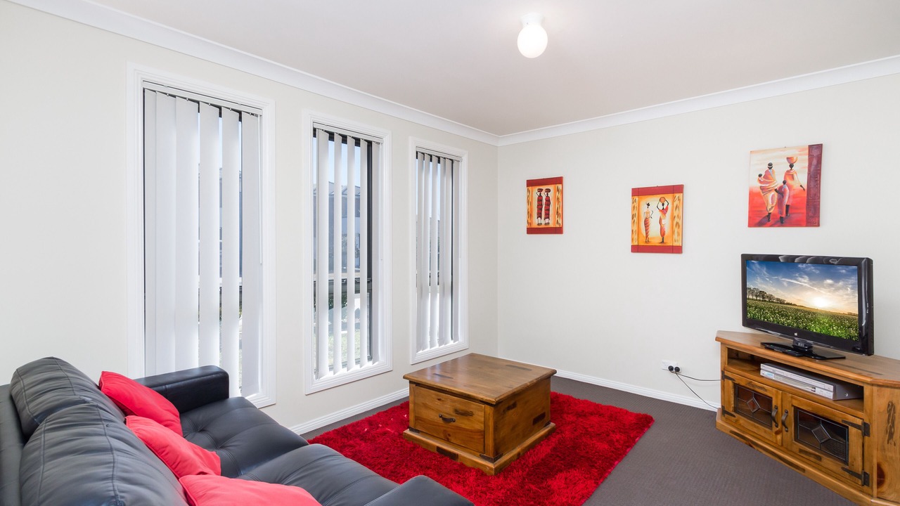 Photo of Livingroom in Cranebrook
