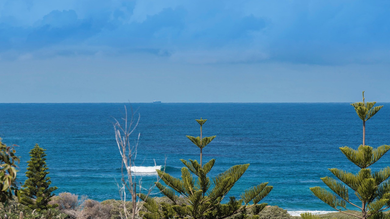 Photo of Outdoor in Caves Beach