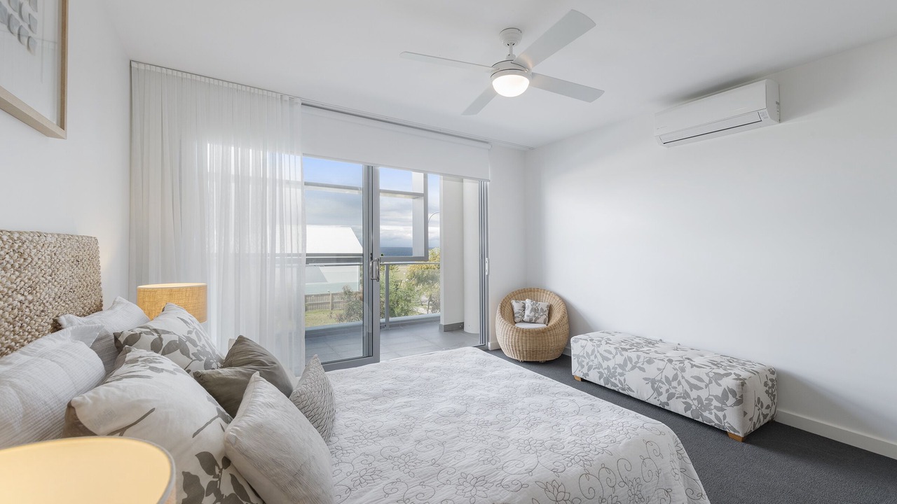 Photo of Bedroom in Caves Beach