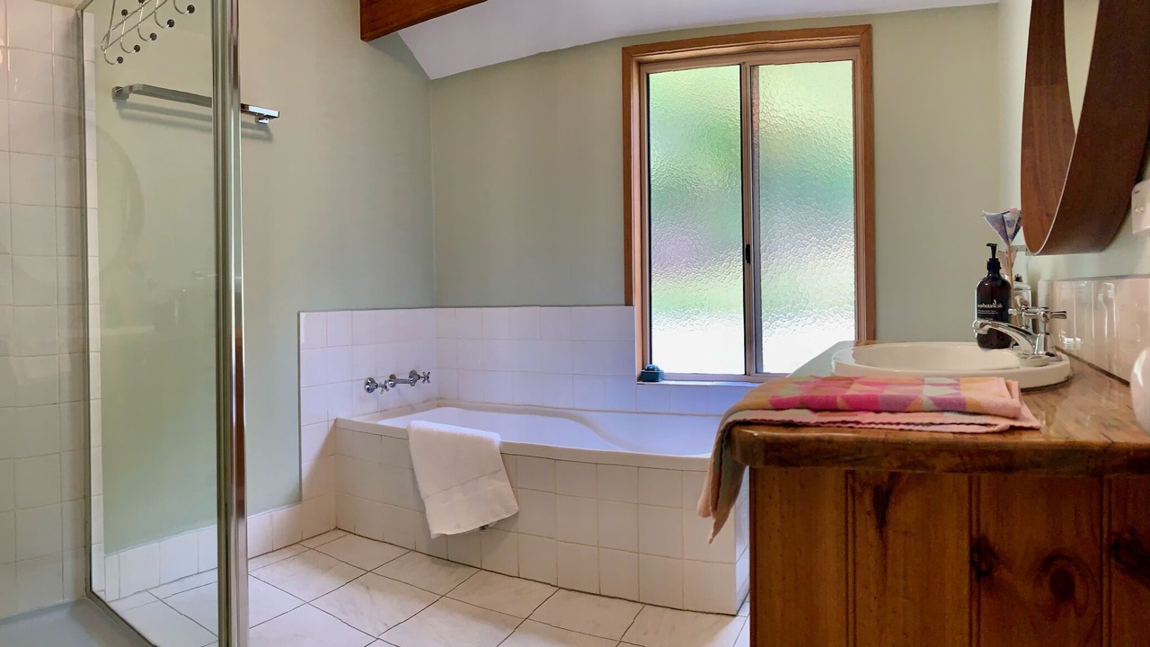 Photo of Bathroom in Warburton