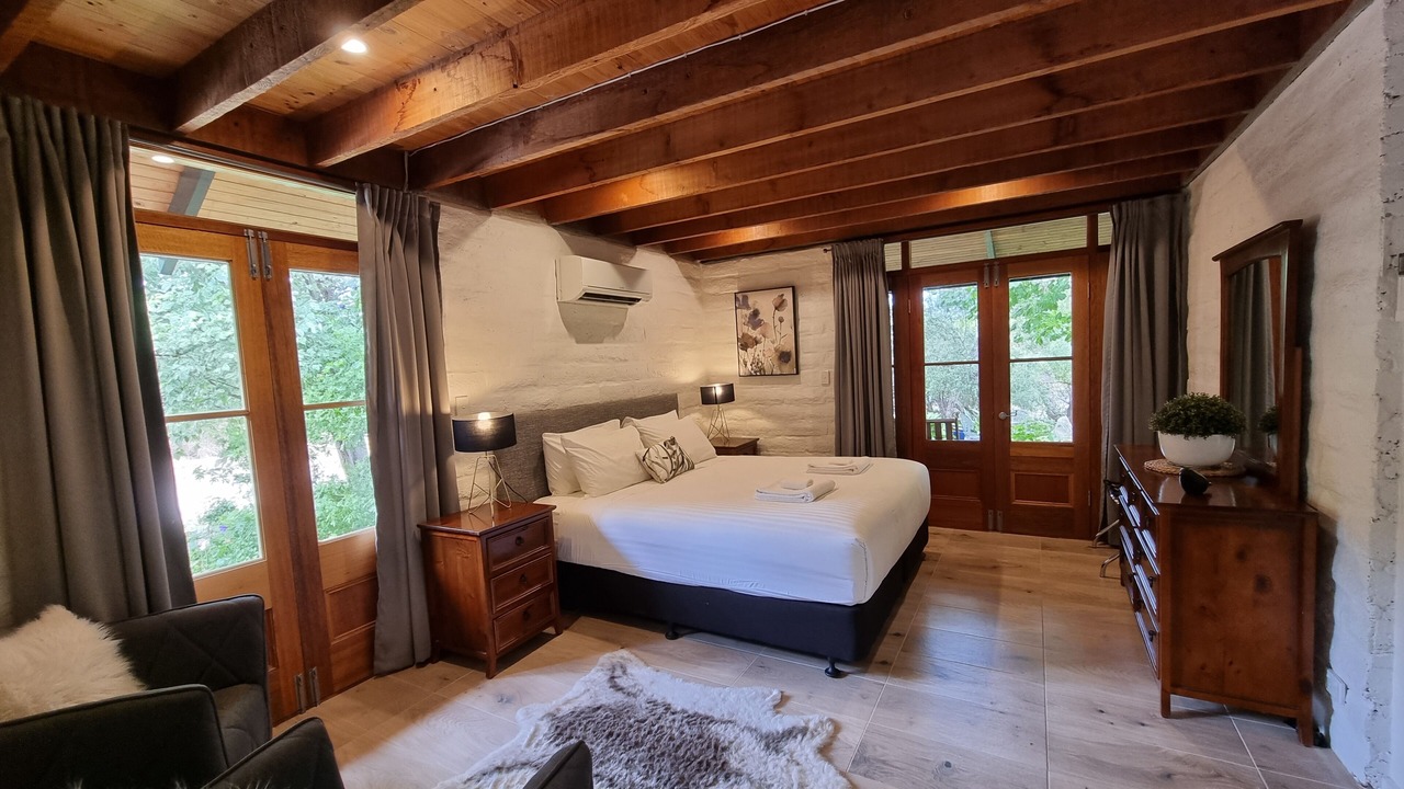 Photo of Bedroom in Brownlow Ki