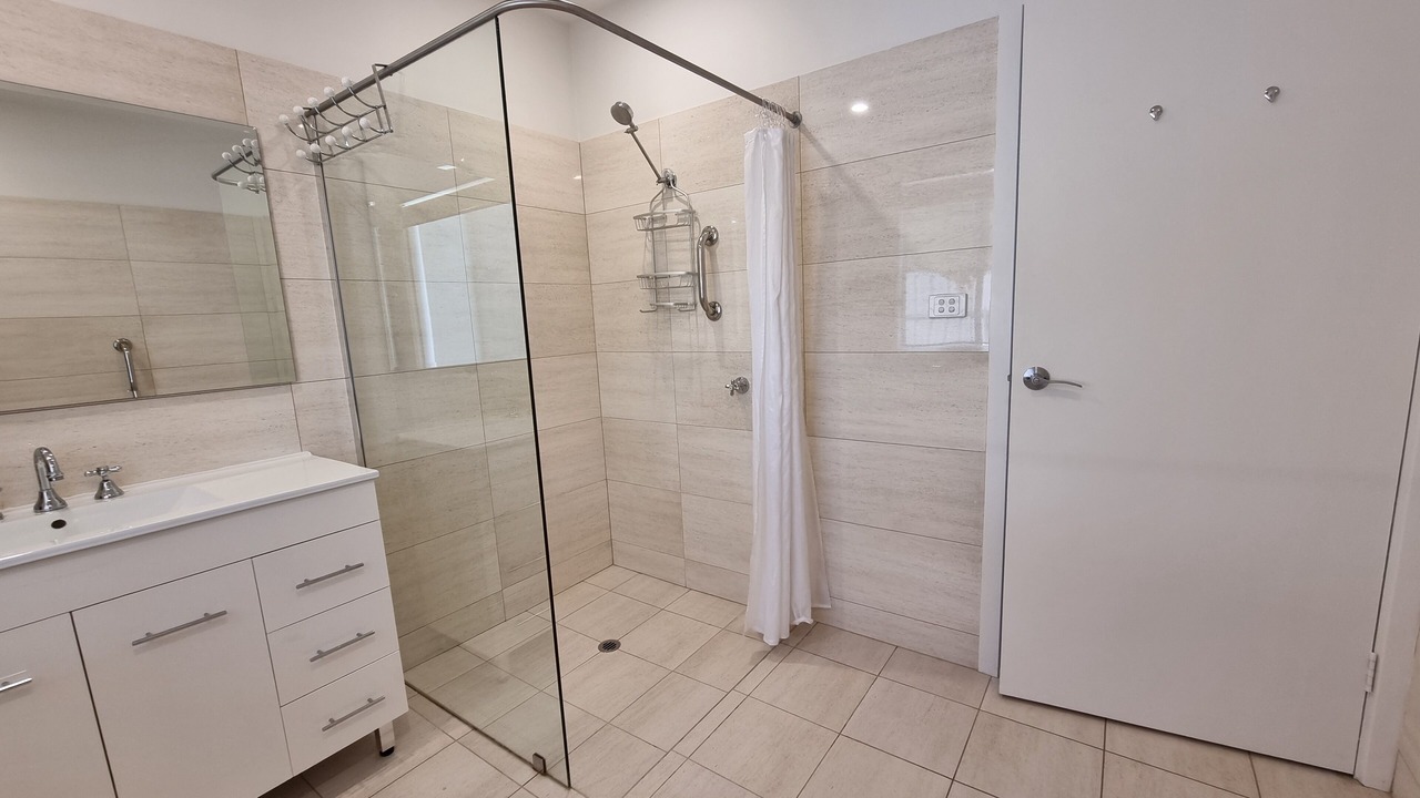 Photo of Bathroom in Brownlow Ki