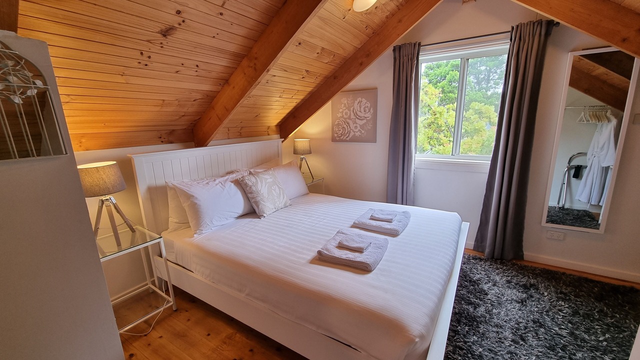 Photo of Bedroom in Brownlow Ki