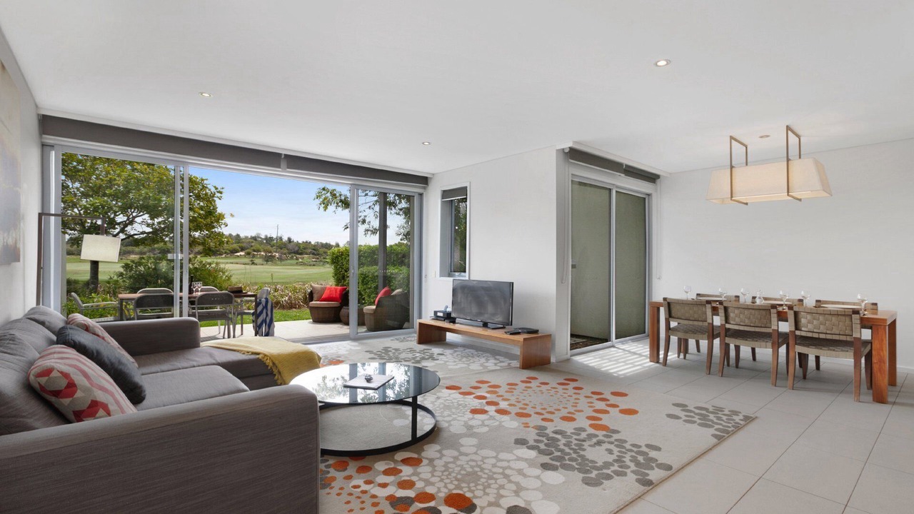 Photo of Livingroom in Magenta Shores