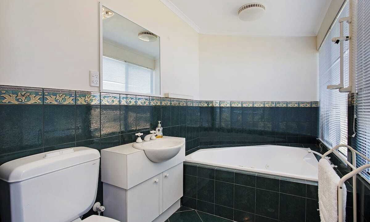 Photo of Bathroom in Binningup