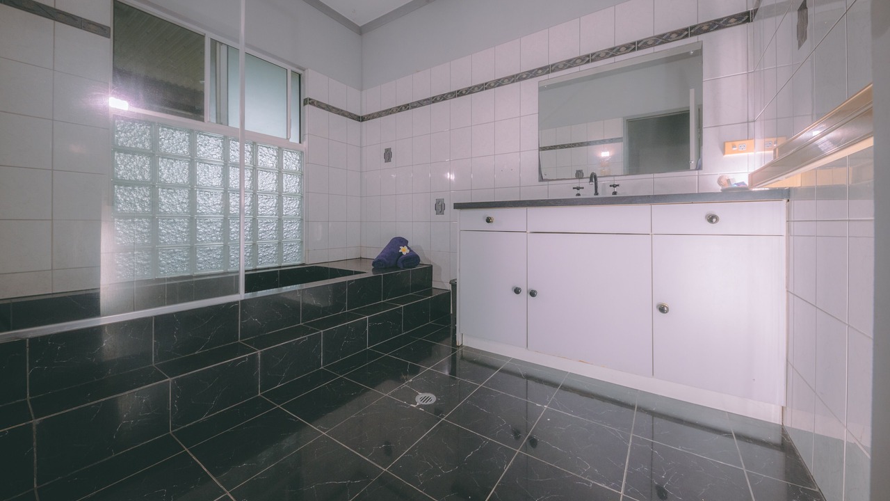 Photo of Bathroom in Gray