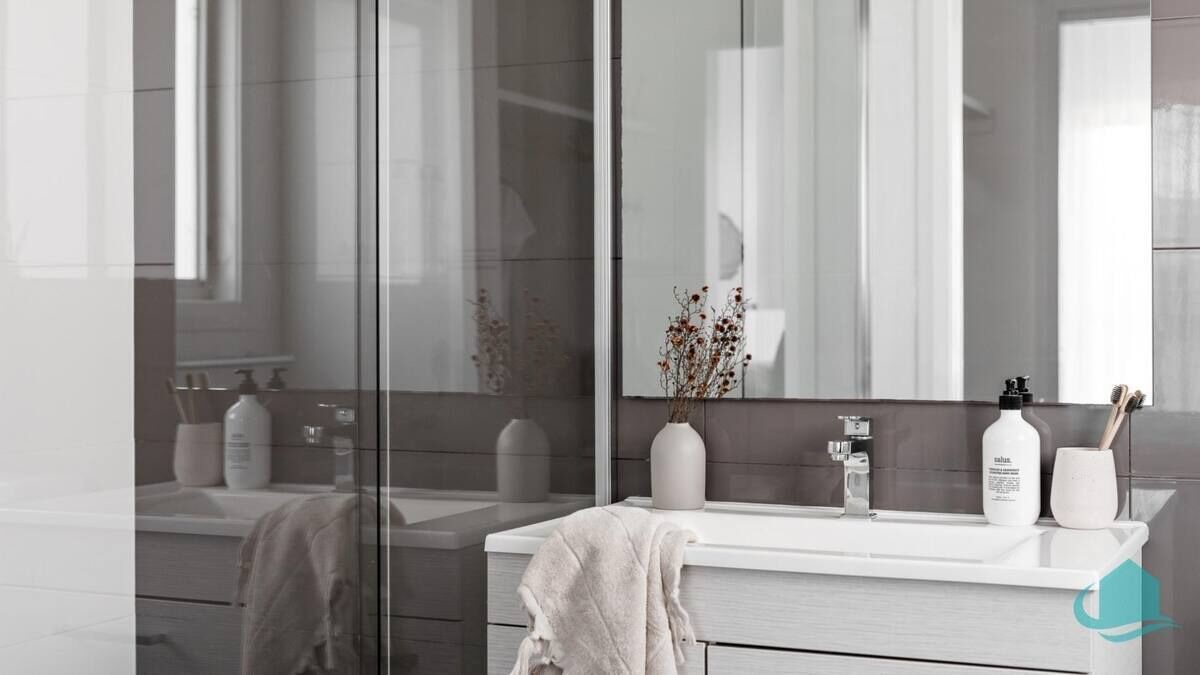 Photo of Bathroom in Caves Beach