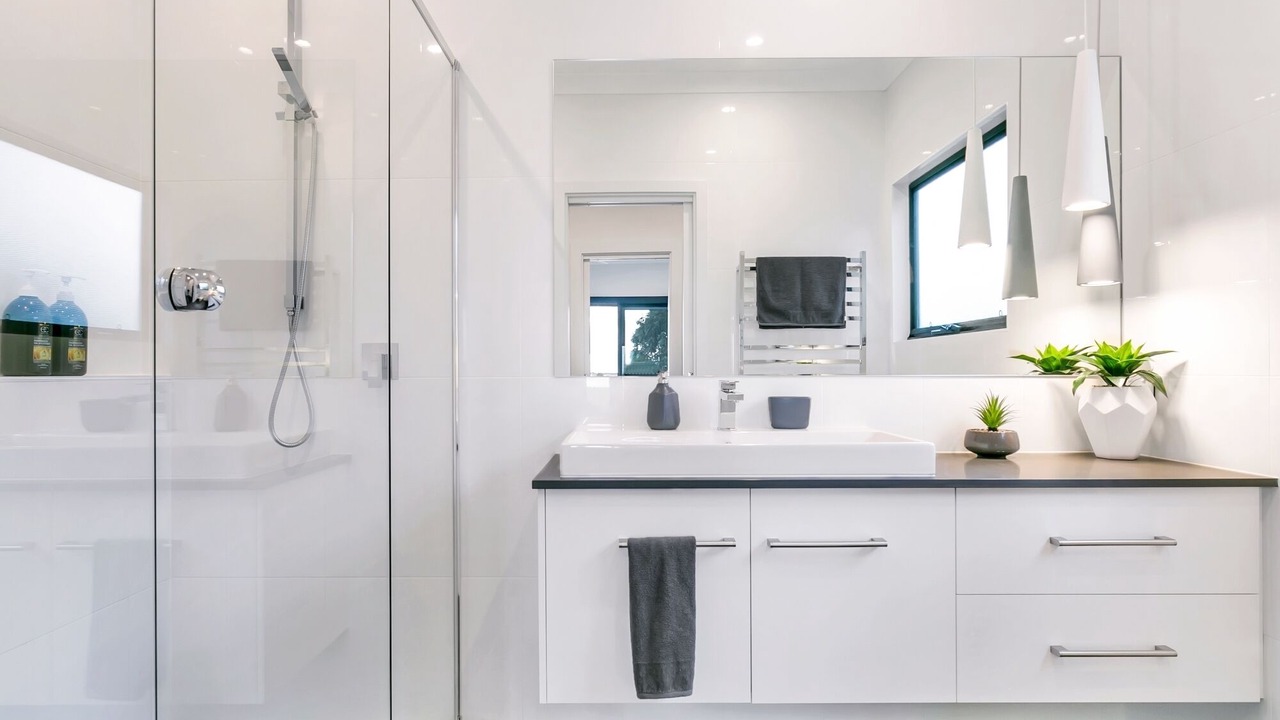 Photo of Bathroom in Seymour