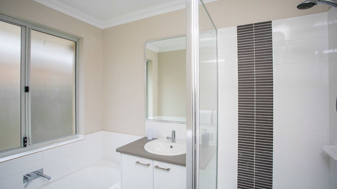 Photo of Bathroom in Eglinton