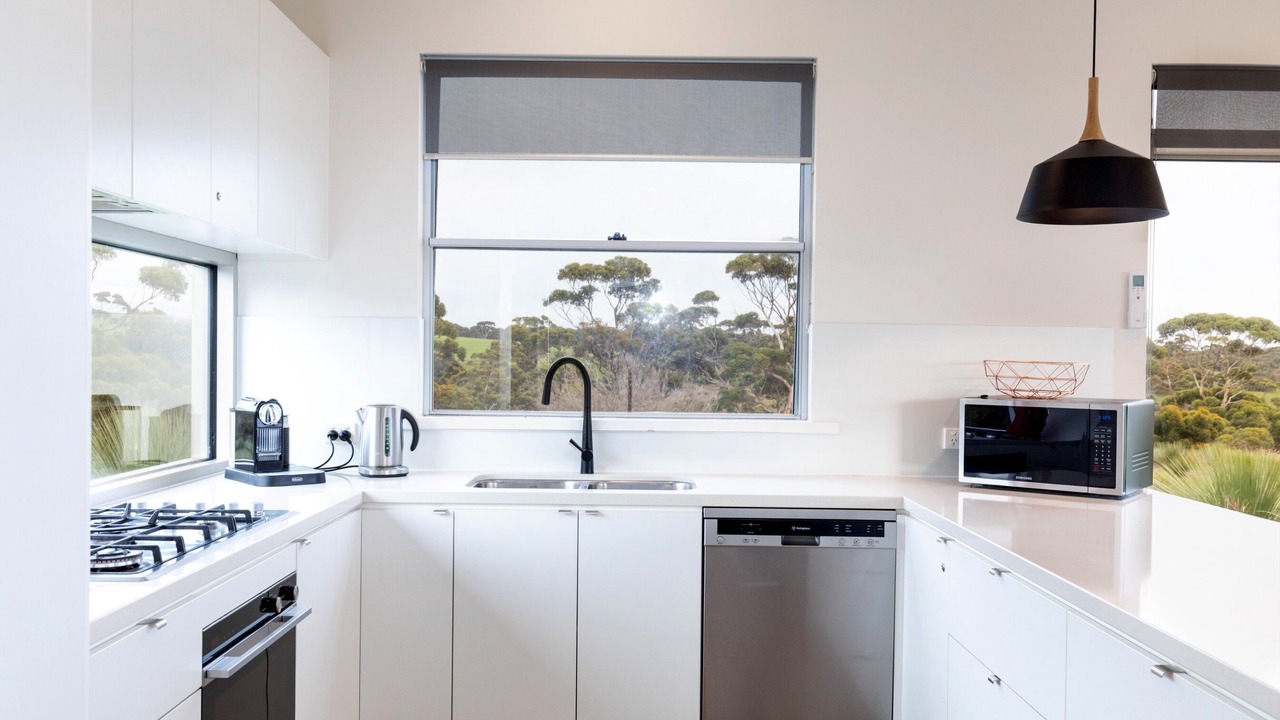 Photo of Kitchen in De Mole River