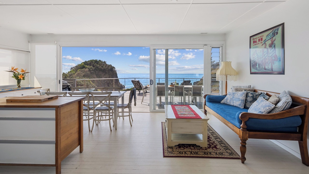 Photo of Livingroom in Scotts Head