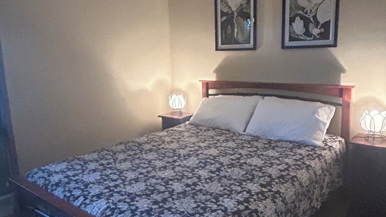 Photo of Bedroom in Holloways Beach