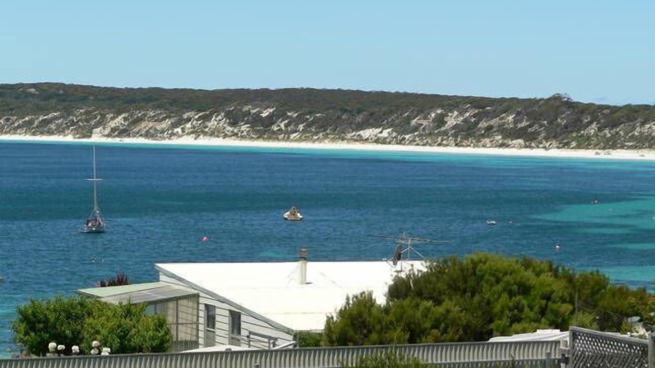Photo of Others in Emu Bay